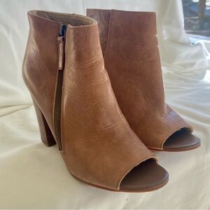 Levity Brown Ankle Boots with Peep-Toe and High Heel